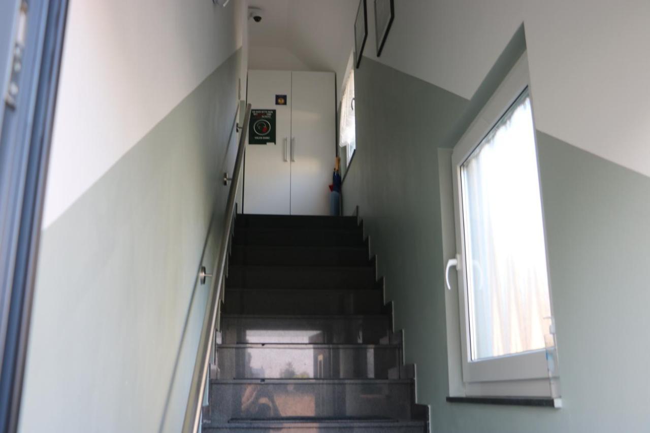 Rooms In Duesseldorf Near The Airport/Fair — Photos 3